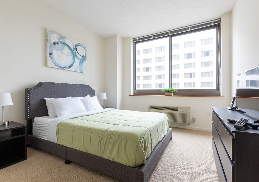 Photo of Bedroom in Hudson Exchange