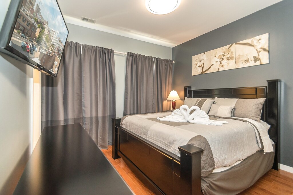 Photo of Bedroom in Chinatown