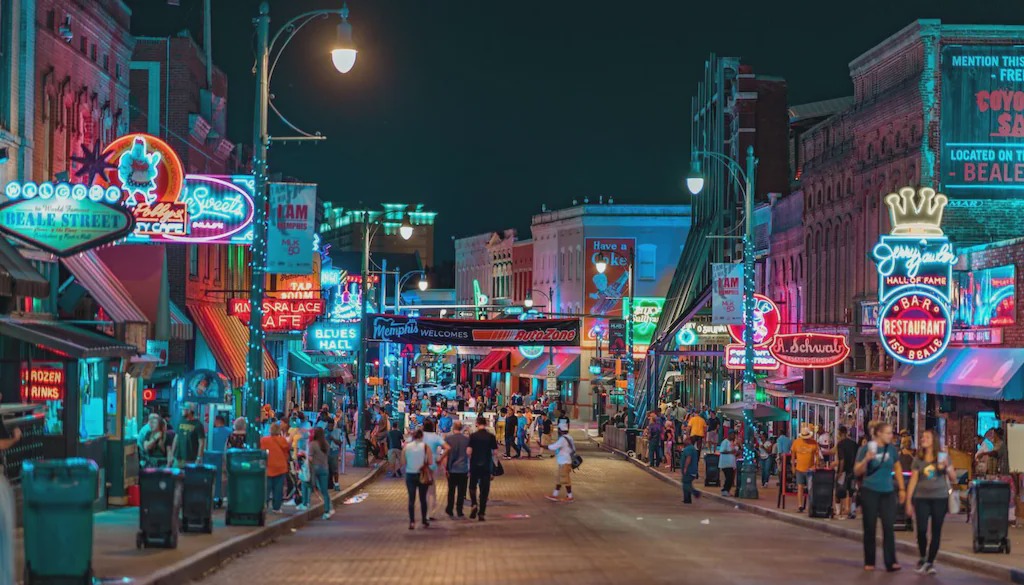 Photo of Human In Picture in Downtown Memphis
