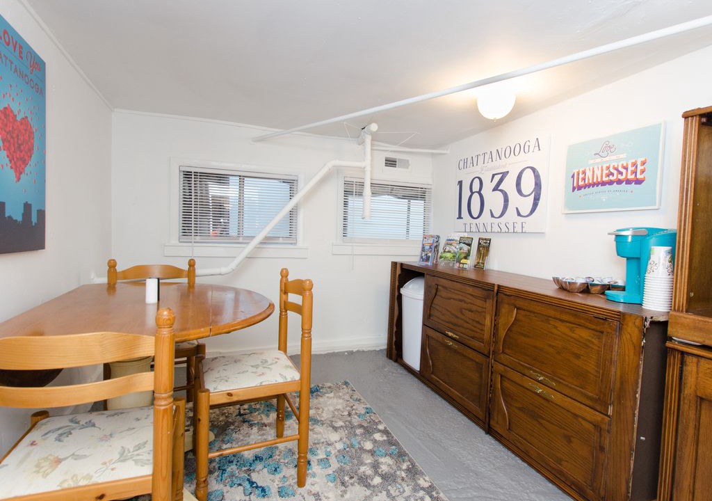 Photo of Livingroom in St. Elmo Improvement League