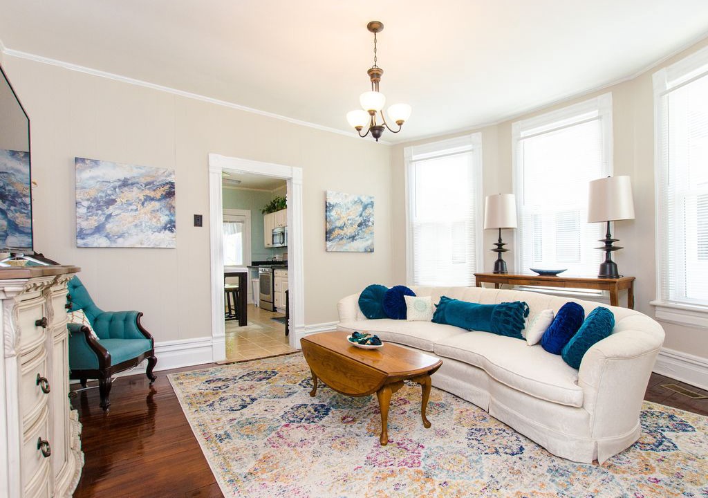 Photo of Livingroom in St. Elmo Improvement League
