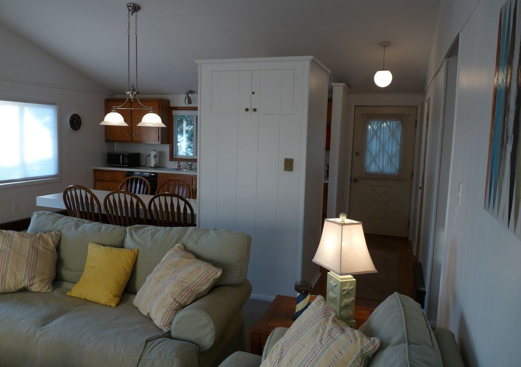 Photo of Livingroom in Harvey Cedars