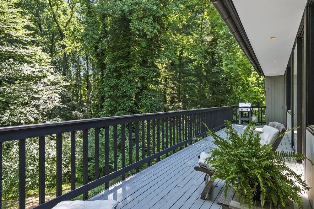 Photo of Patio Balcony in Baldwin