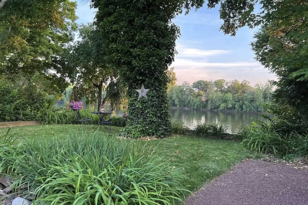Photo of Outdoor in Washington Crossing