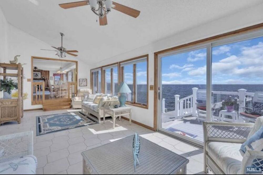 Photo of Livingroom in Pebble Beach