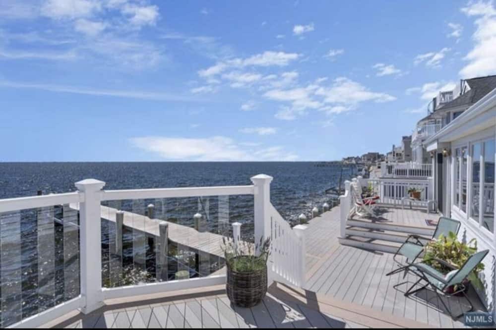Photo of Patio Balcony in Pebble Beach