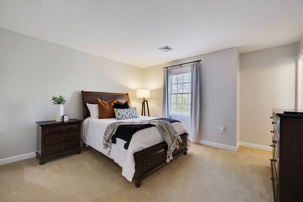 Photo of Bedroom in Easton