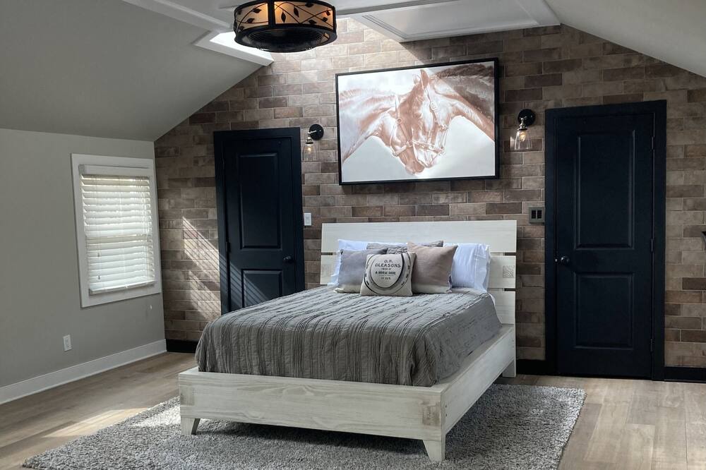 Photo of Bedroom in New Britain Township