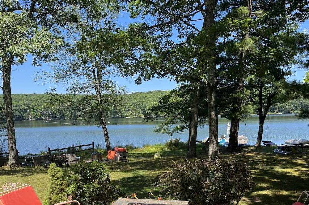 Photo of Outdoor in Milford