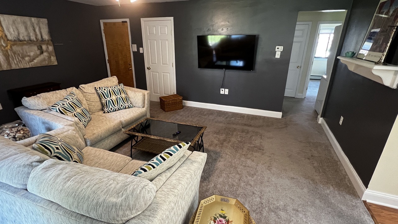 Photo of Livingroom in Broomall