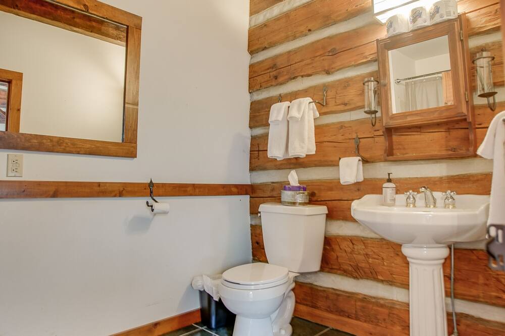 Photo of Bathroom in Tylersville