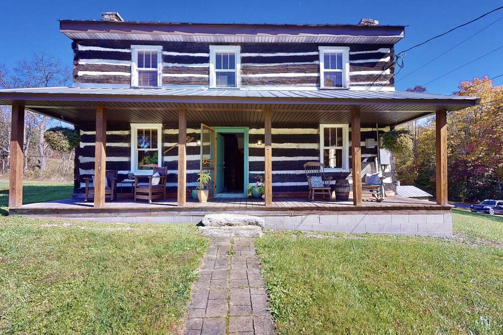 Photo of Outdoor in Saxon