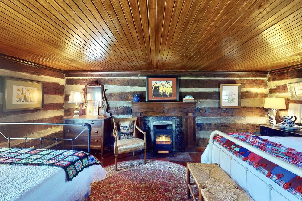 Photo of Bedroom in Saxon