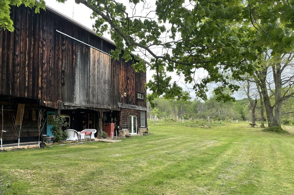 Photo of Outdoor in Bairdford