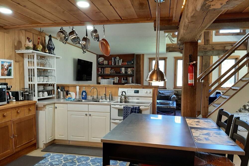 Photo of Kitchen in Bairdford