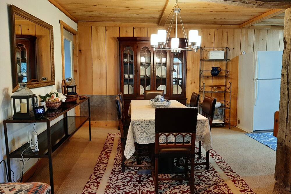 Photo of Kitchen in Bairdford