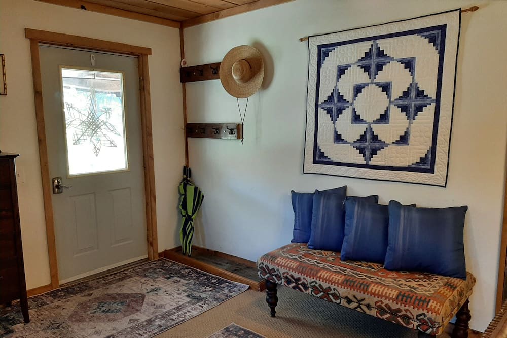 Photo of Livingroom in Bairdford