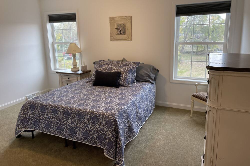 Photo of Bedroom in Pine Island