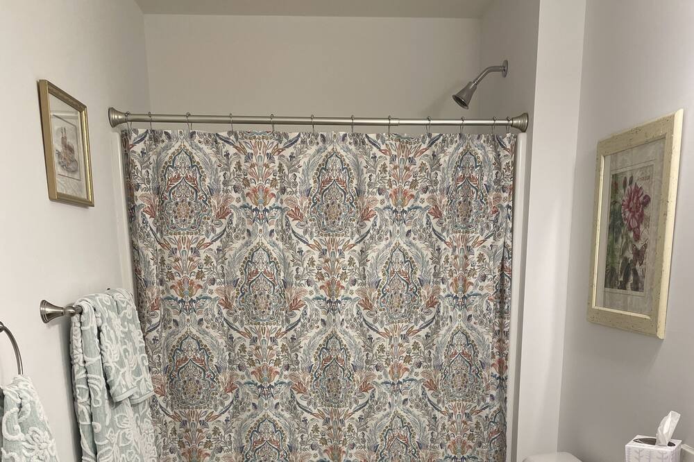 Photo of Bathroom in Pine Island