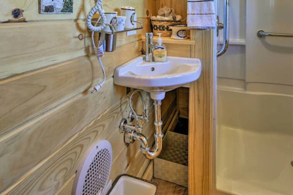 Photo of Bathroom in Cumberland