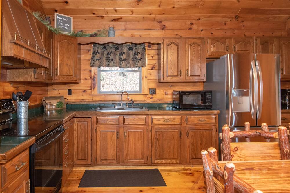 Photo of Kitchen in Elliottsburg