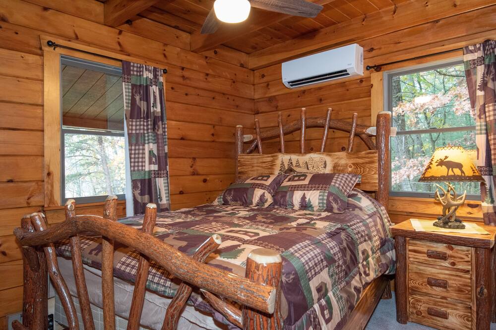 Photo of Bedroom in Elliottsburg