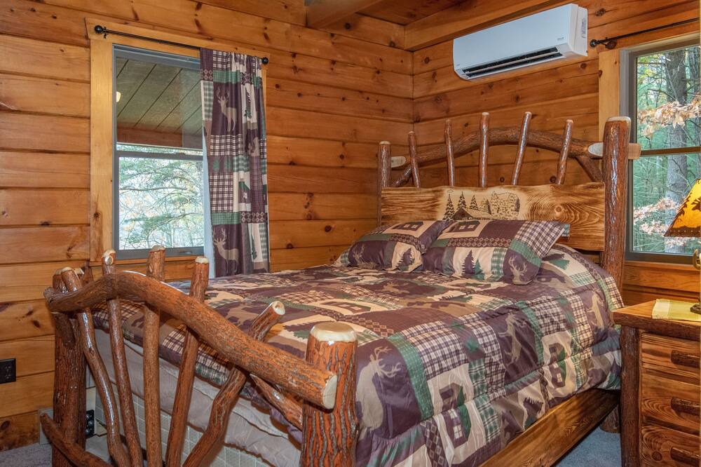 Photo of Bedroom in Elliottsburg