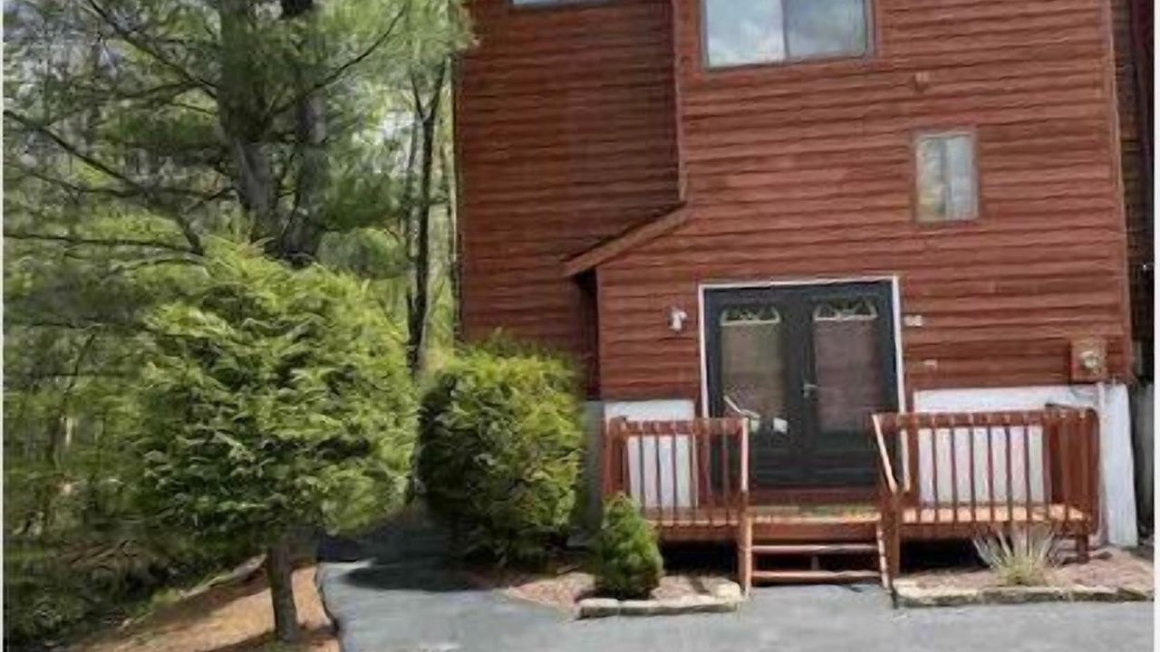 Photo of Outdoor in Woodridge