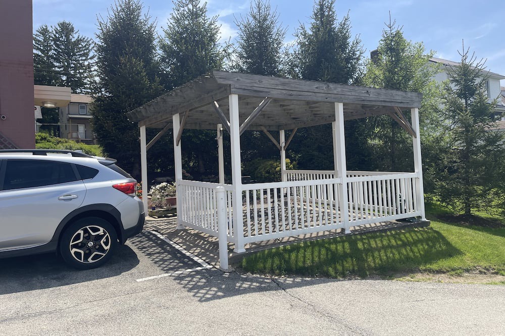 Photo of Outdoor in New Kensington
