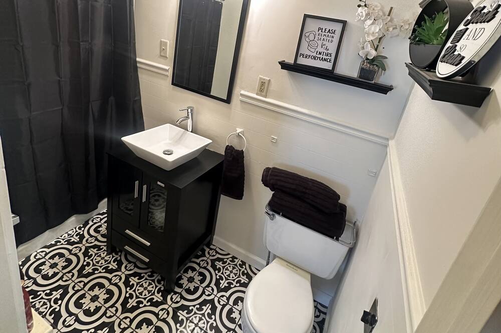 Photo of Bathroom in Middleburg