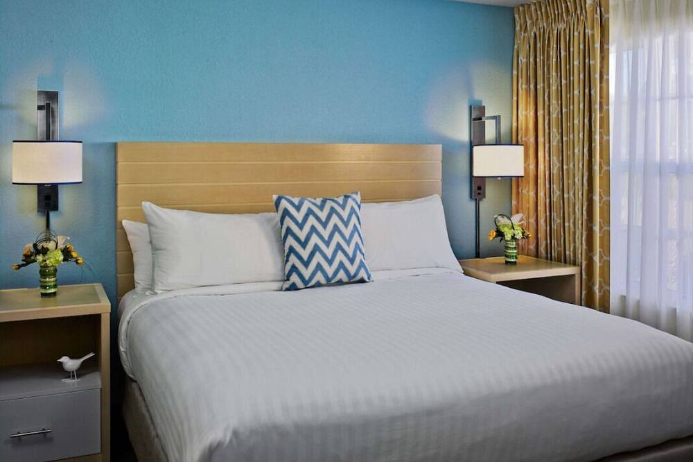 Photo of Bedroom in Sharonville