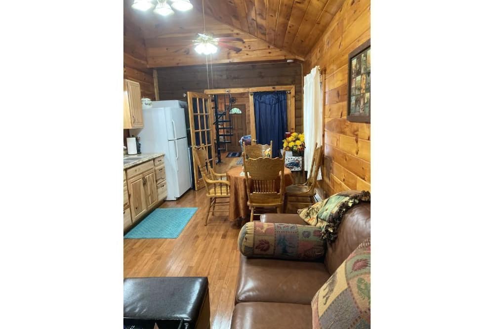 Photo of Livingroom in Fayetteville