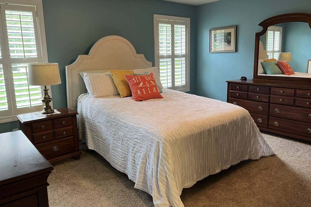 Photo of Bedroom in Zanesville