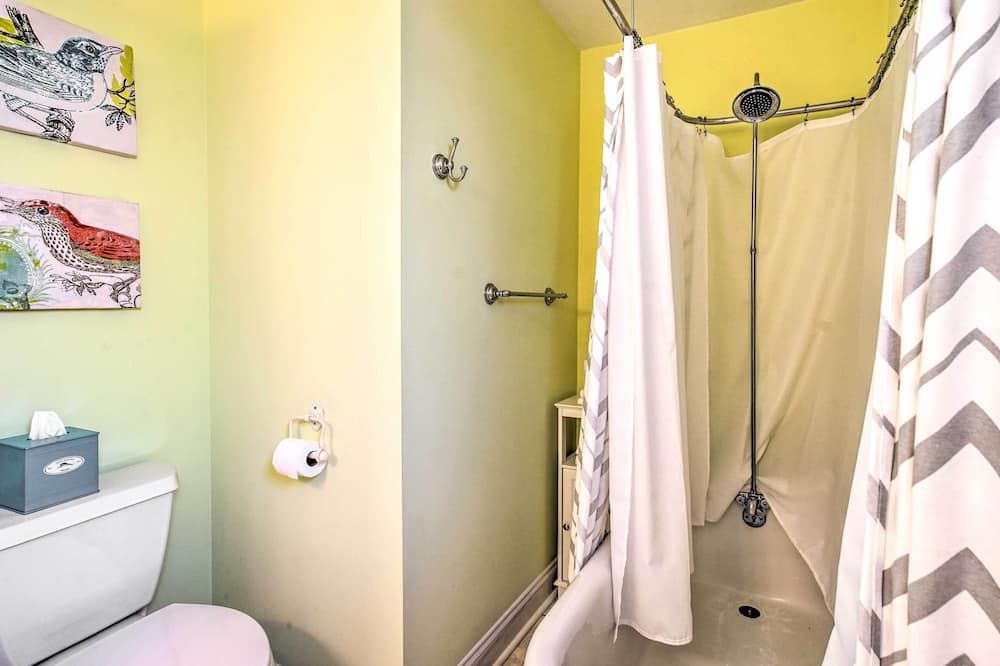 Photo of Bathroom in Dutton