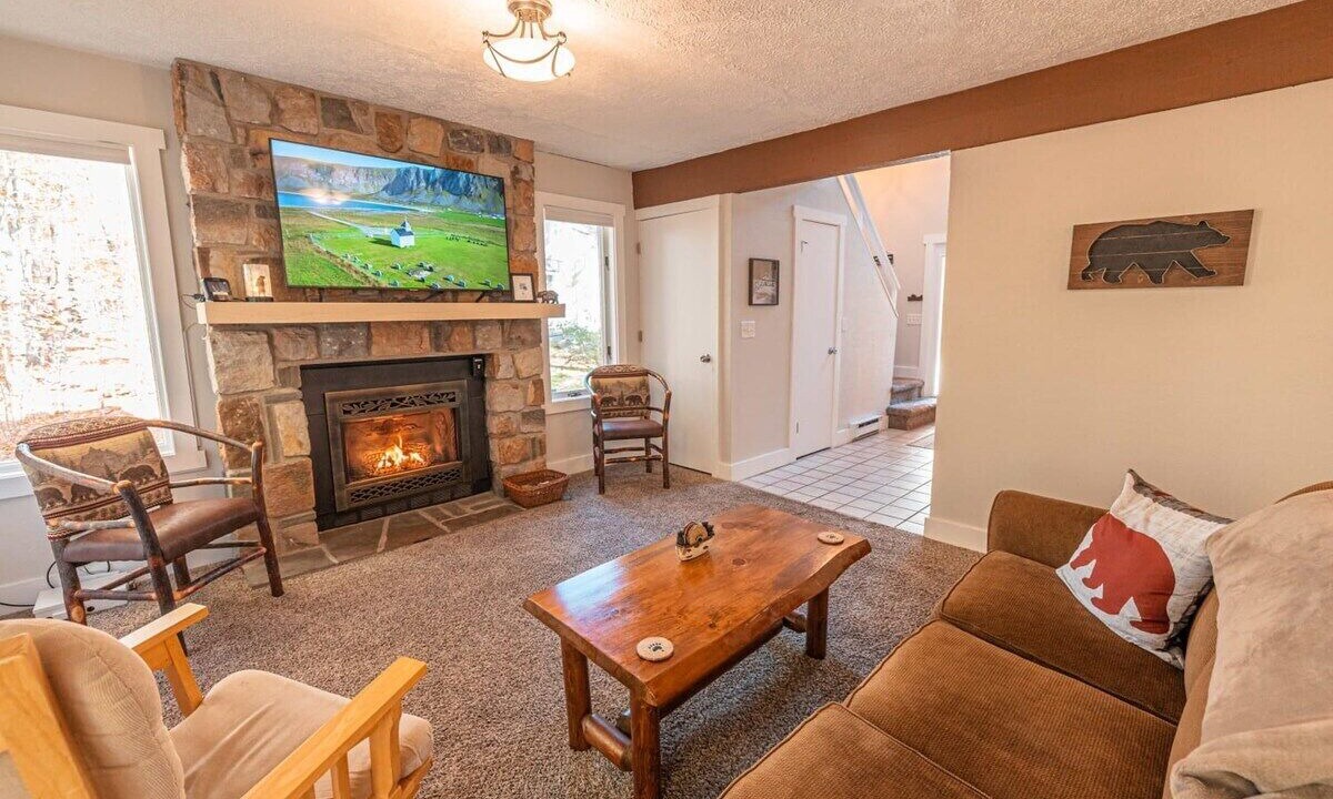 Photo of Livingroom in Pocono Pines