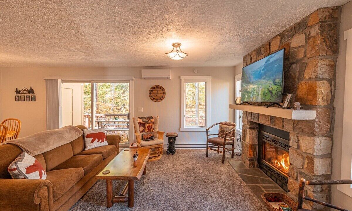 Photo of Livingroom in Pocono Pines