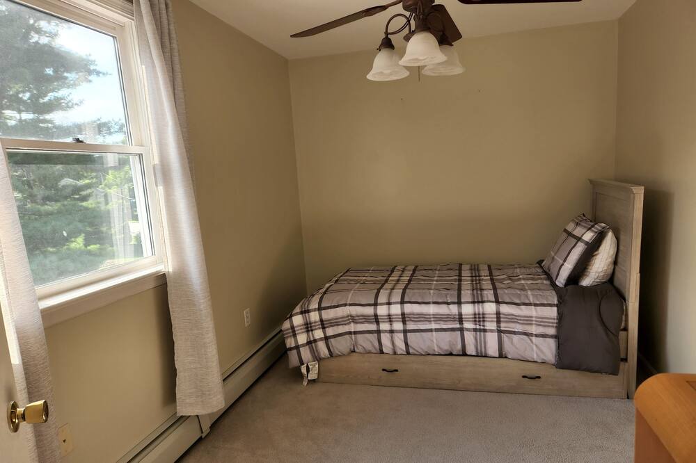 Photo of Bedroom in Abington