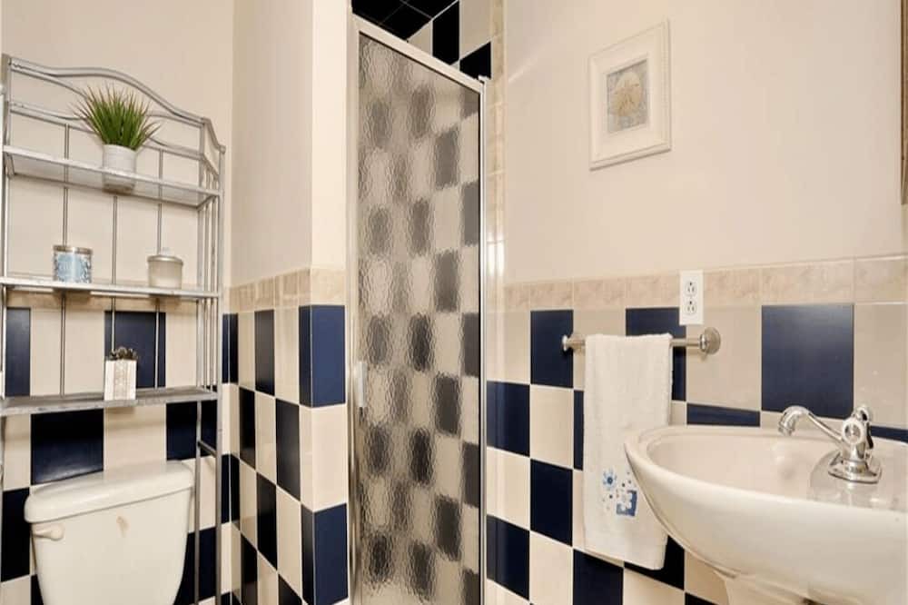 Photo of Bathroom in Pomona