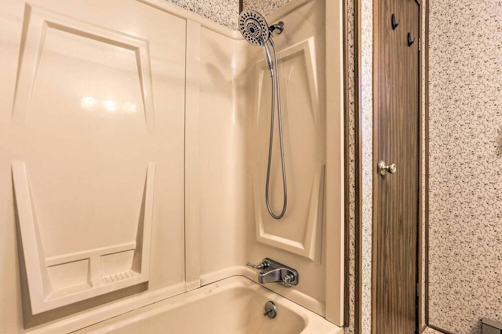 Photo of Bathroom in Rowland