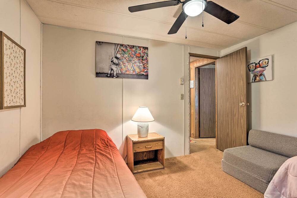 Photo of Bedroom in Rowland