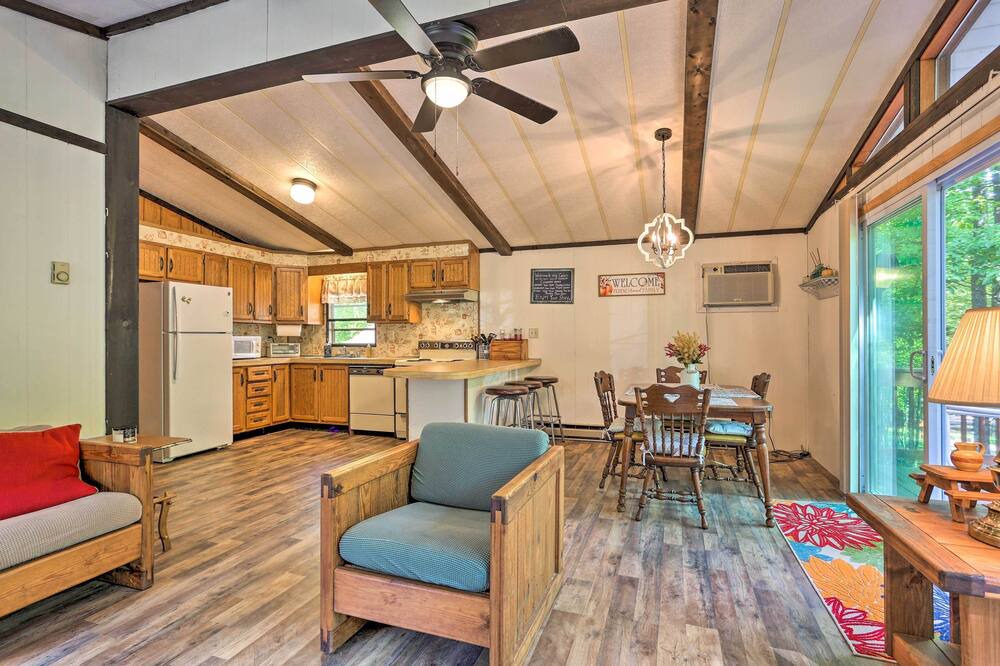 Photo of Livingroom in Rowland