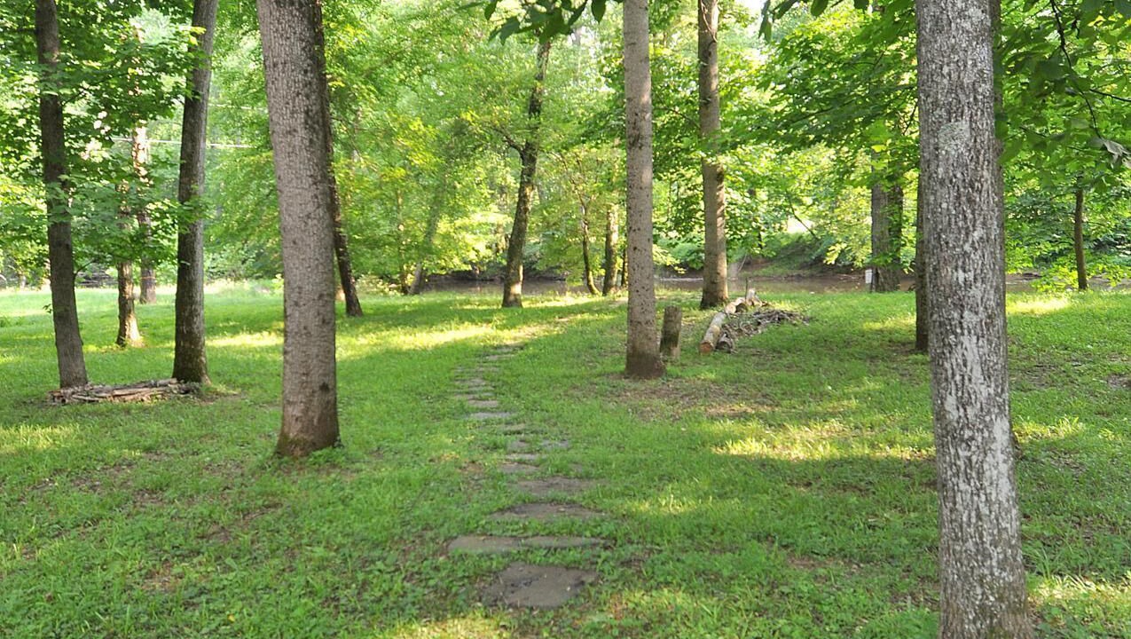 Photo of Others in Berkeley Springs