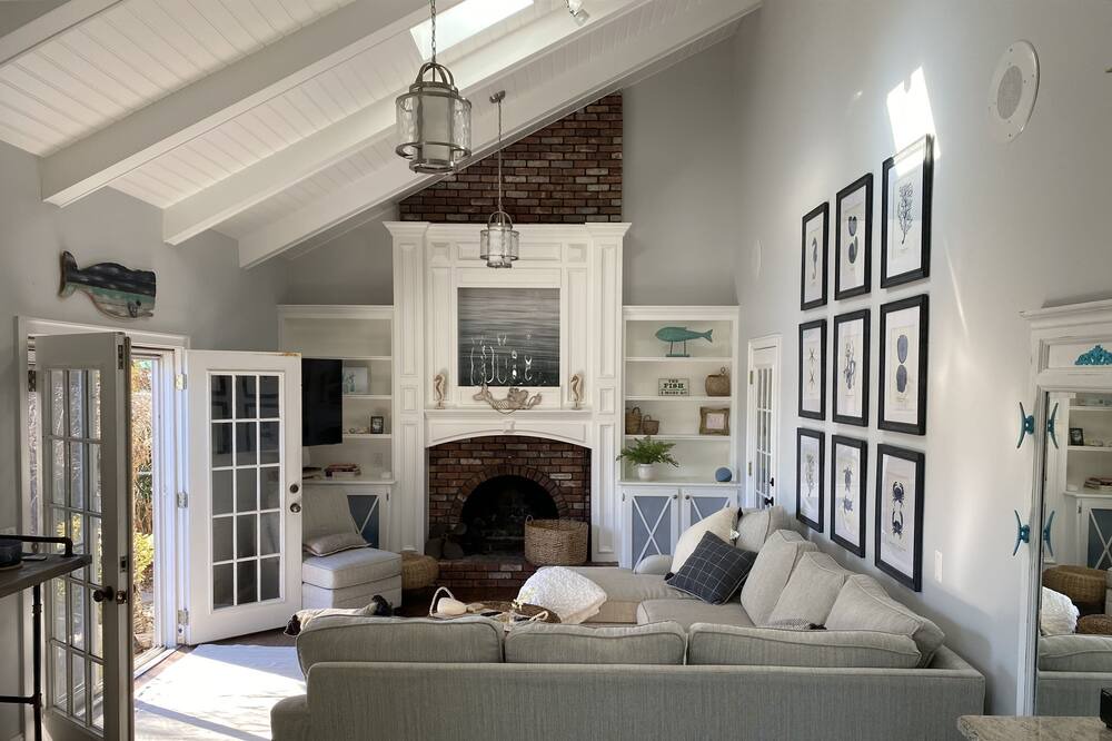 Photo of Livingroom in Point Pleasant