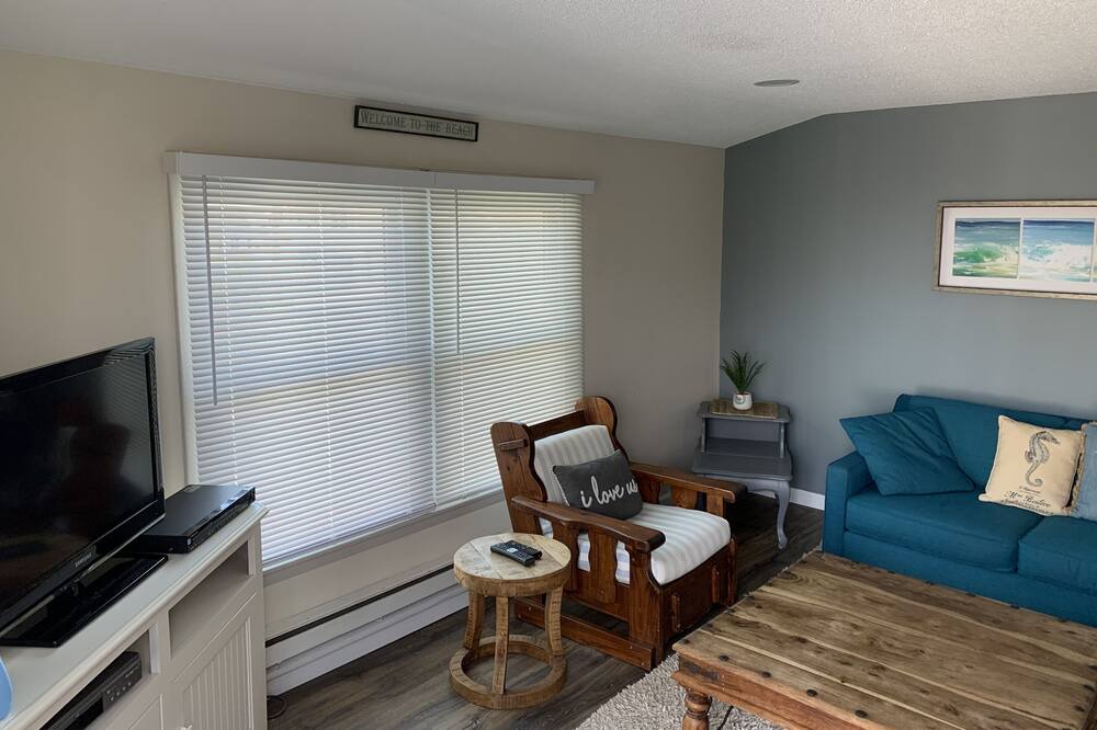 Photo of Livingroom in Beach Haven Terrace