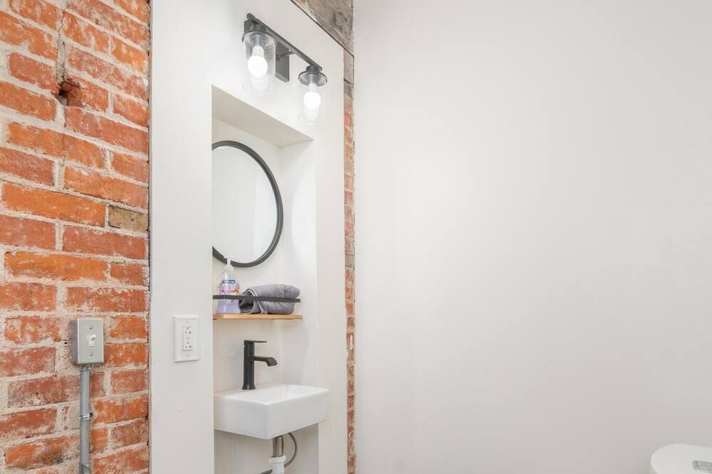 Photo of Bathroom in Olde Towne East