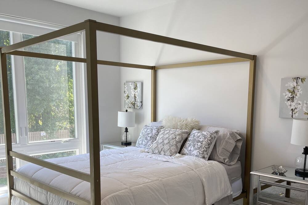 Photo of Bedroom in Plainfield