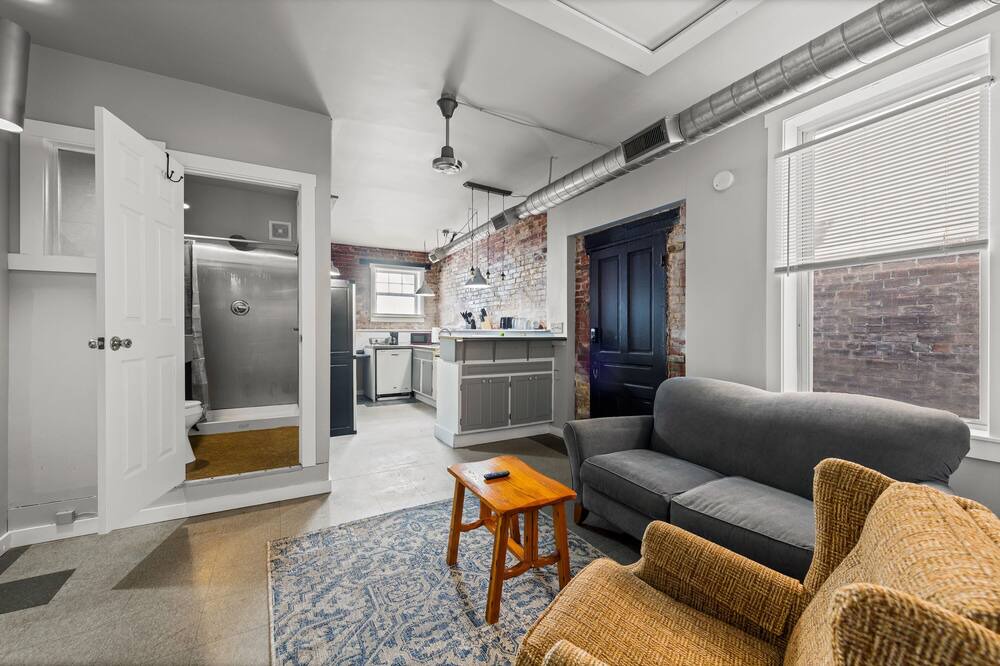 Photo of Bedroom in Clifton Heights