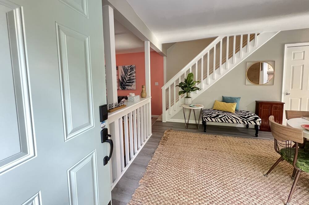 Photo of Livingroom in New Castle