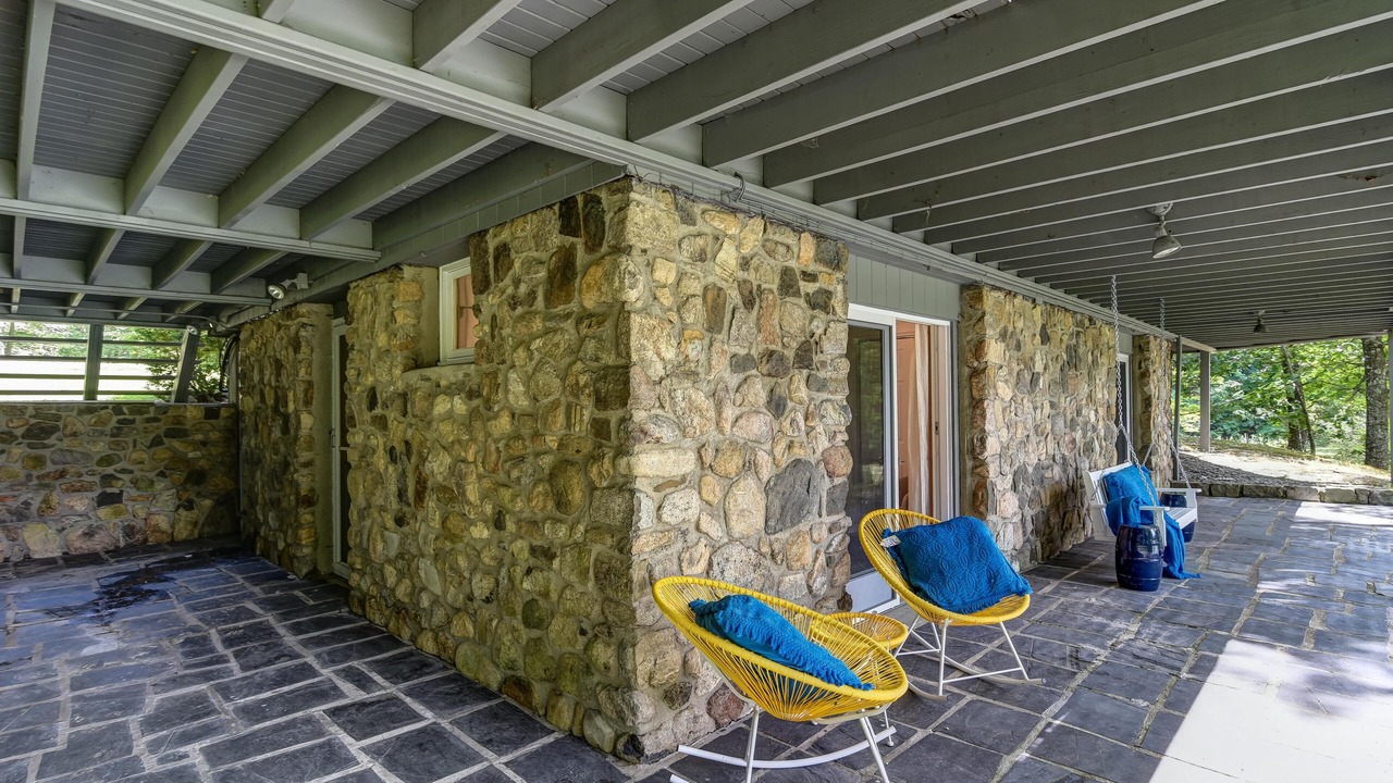 Photo of Patio Balcony in Johnsonburg