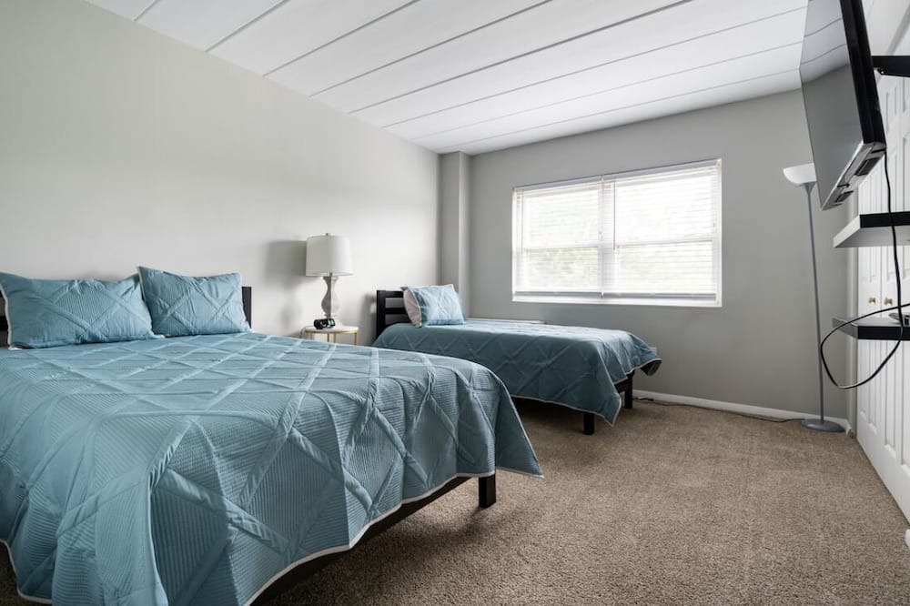 Photo of Bedroom in Cherry Hill